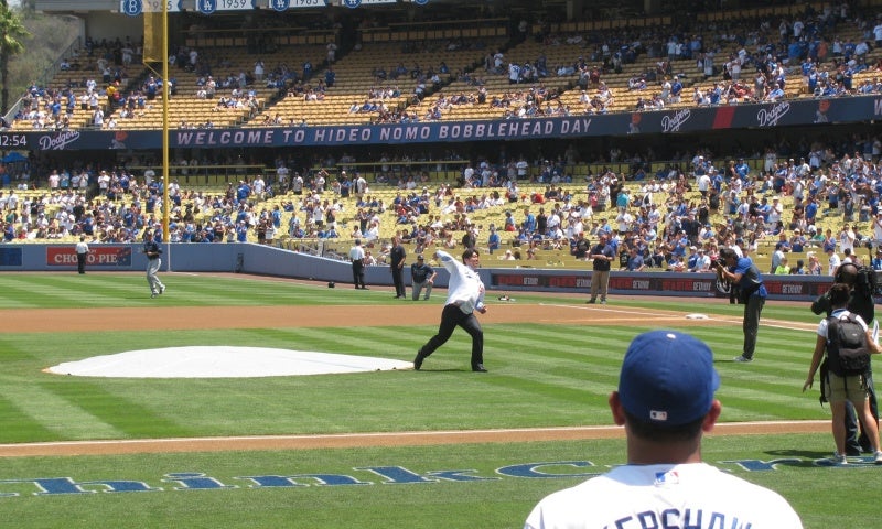 ドジャース野茂ボブルヘッドと始球式。ボブルヘッドとは？ | LA香歩ブログ