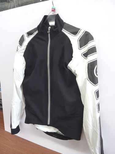 久しぶりの新作！assos アソス iJ.シャックジャケット！ | 完成車の