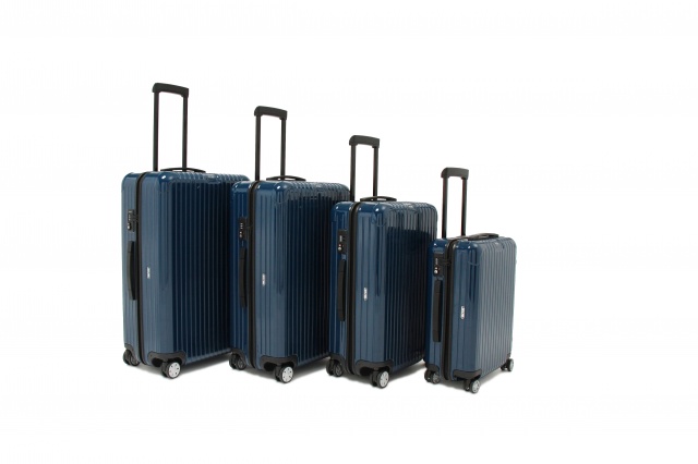 ユナイテッドアローズから発売のリモワ限定モデルは、深海のような深い