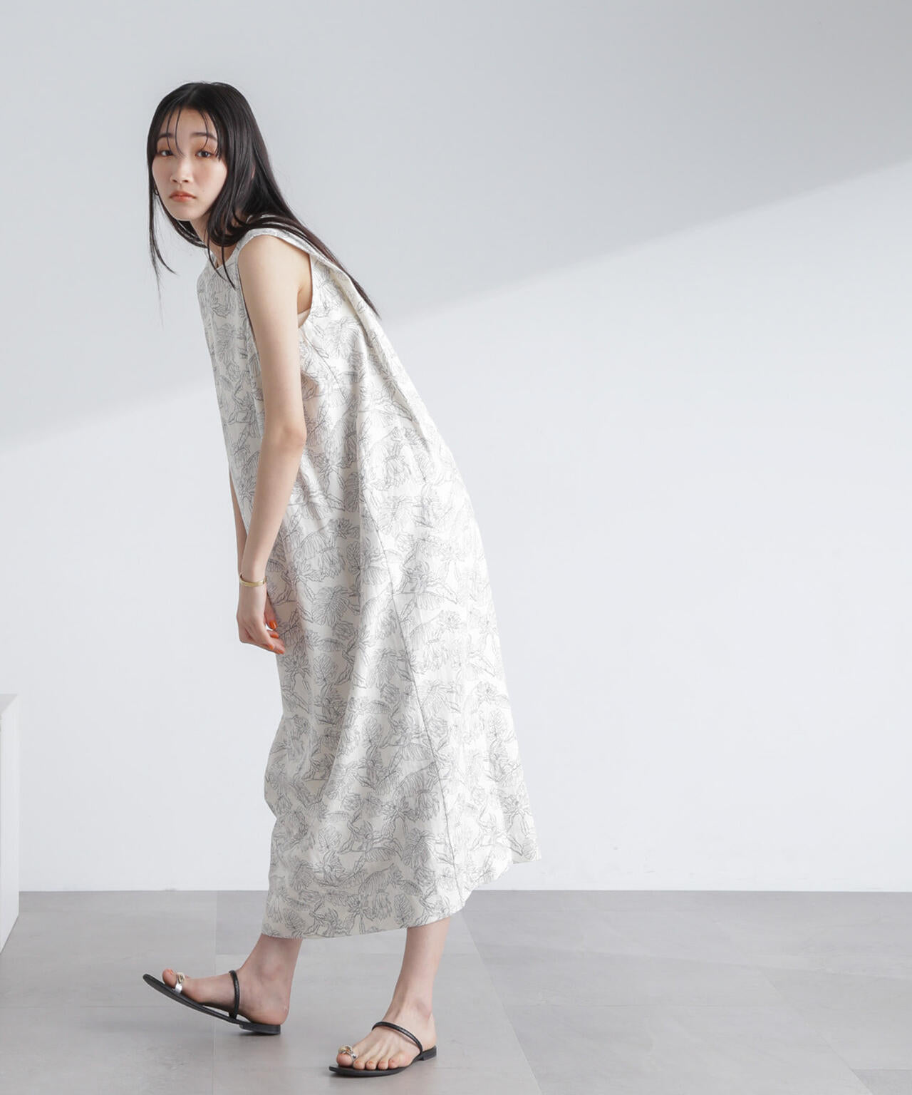 フレンチリネン混 ノースリーブ ワンピース