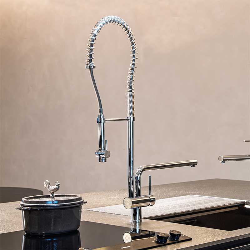 ゼロ動線水栓｜ トーヨーキッチンスタイル公式オンラインショップ