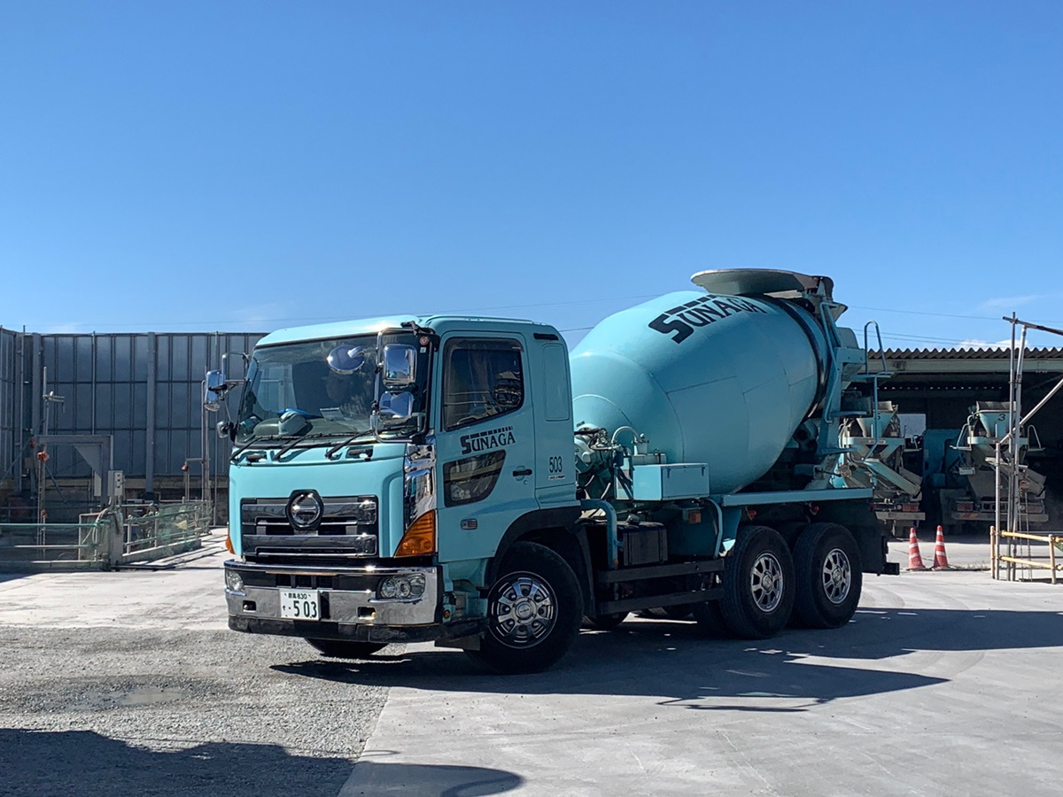 大型ドライバー（ミキサー車） - 採用情報 | 株式会社須永 | 群馬県