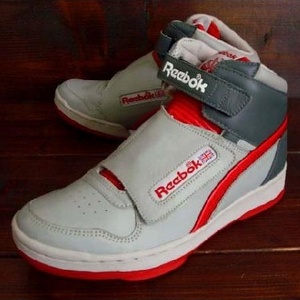 リーボック・エイリアンスタンパー（Reebok Alien Stomper