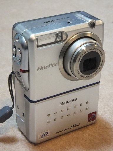 FUJIFILM FinePix M603 - オールドデジカメを楽しもう！