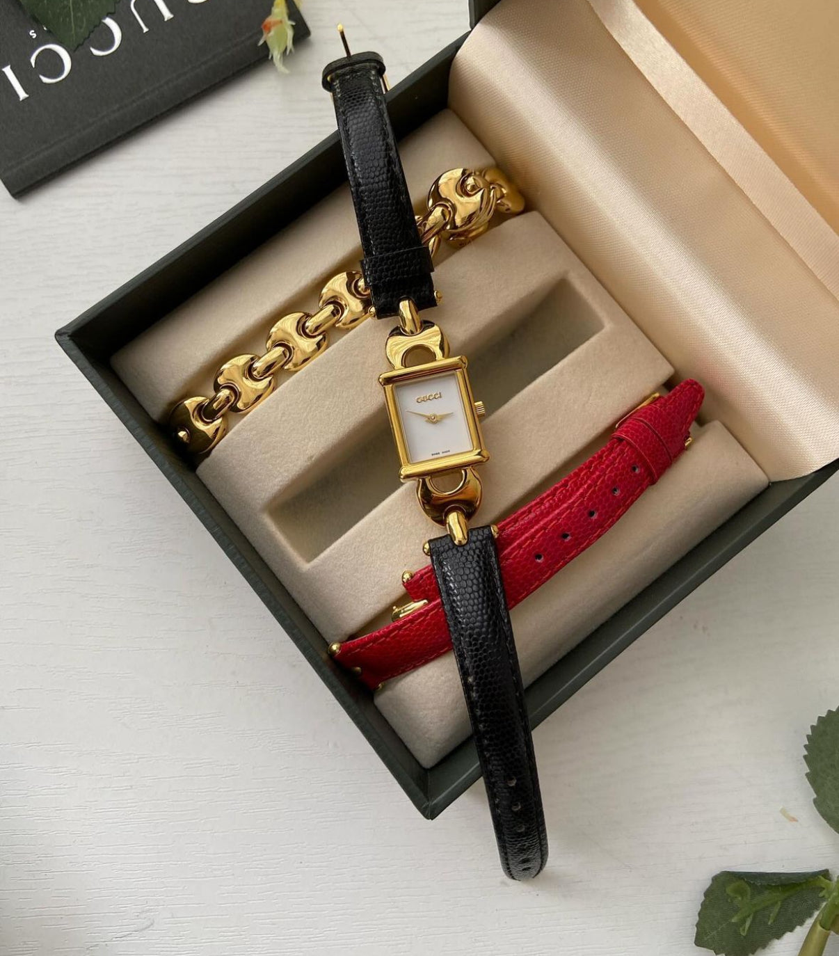 GUCCI 1800l interchangeable band watch – Saucy Vault