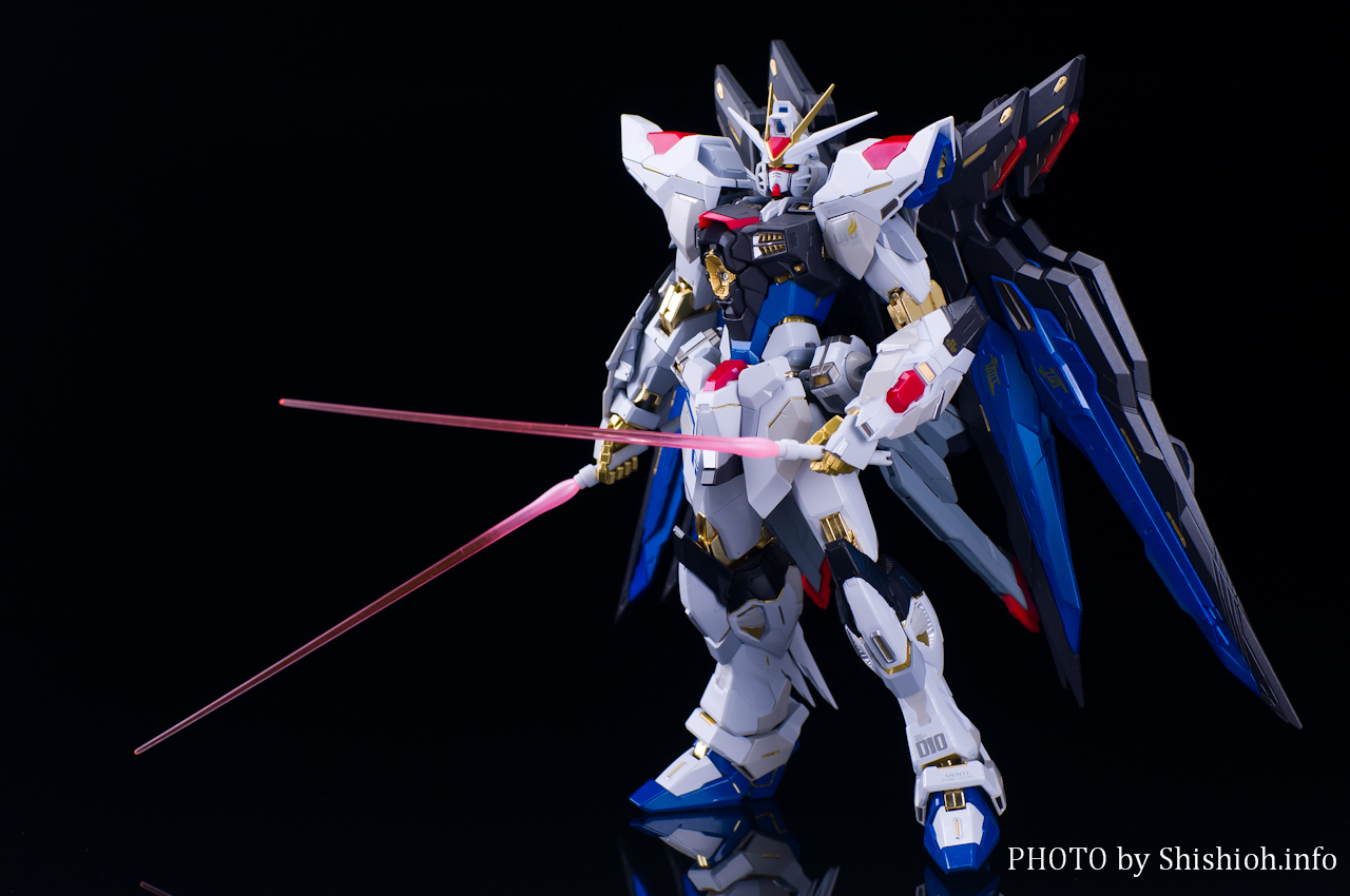 レビュー】 バンダイ METAL BUILD ZGMF-X20A ストライクフリーダム