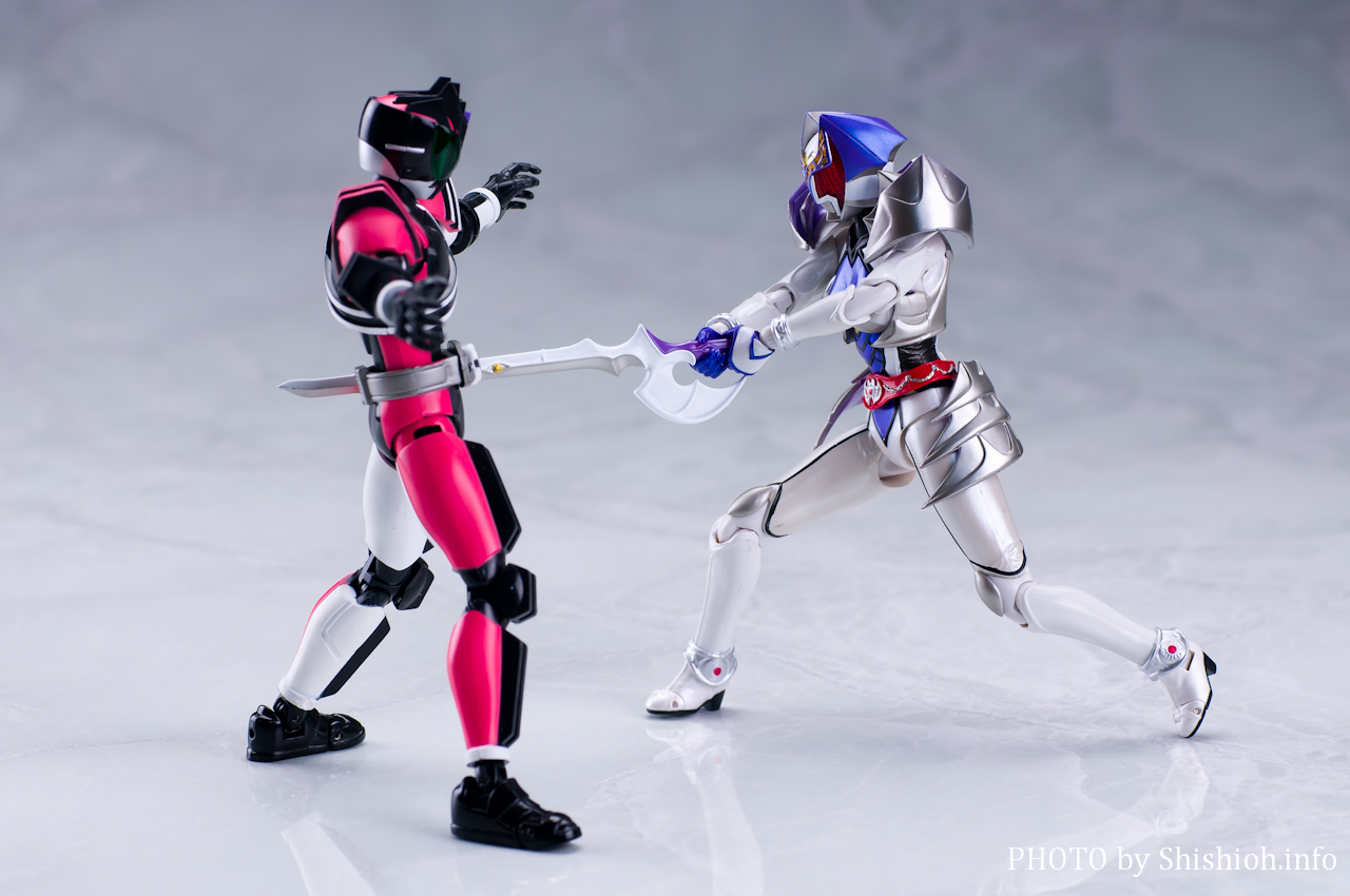 レビュー】 バンダイ S.H.Figuarts 仮面ライダーキバーラ [仮面