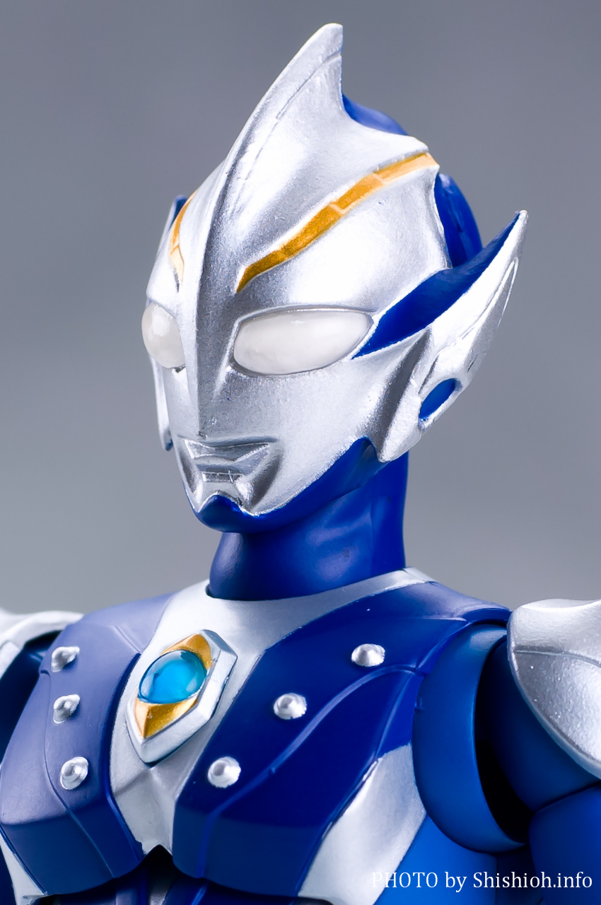 レビュー】 バンダイ 魂ウェブ商店 ULTRA-ACT ウルトラマンヒカリ