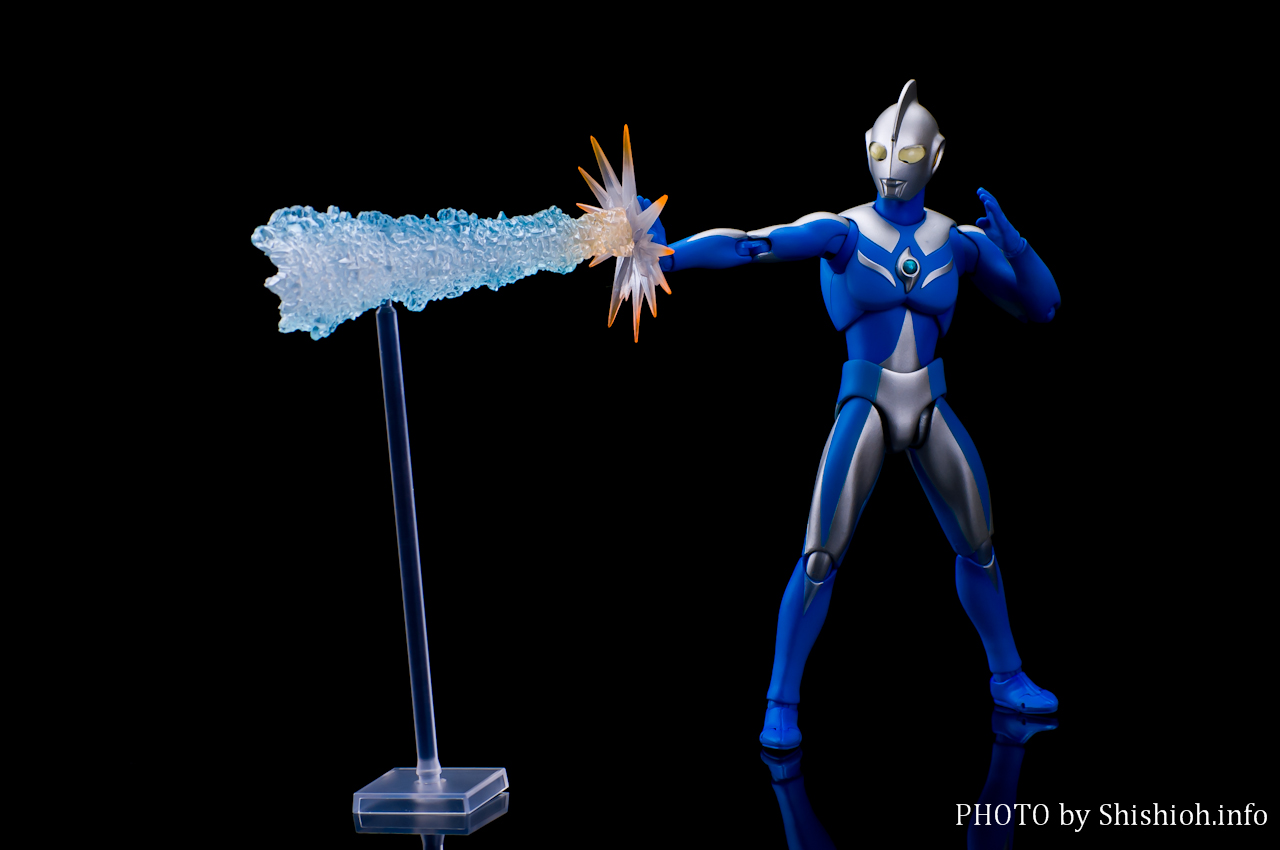 レビュー】 バンダイ 魂ウェブ商店 ULTRA-ACT ウルトラマンコスモス