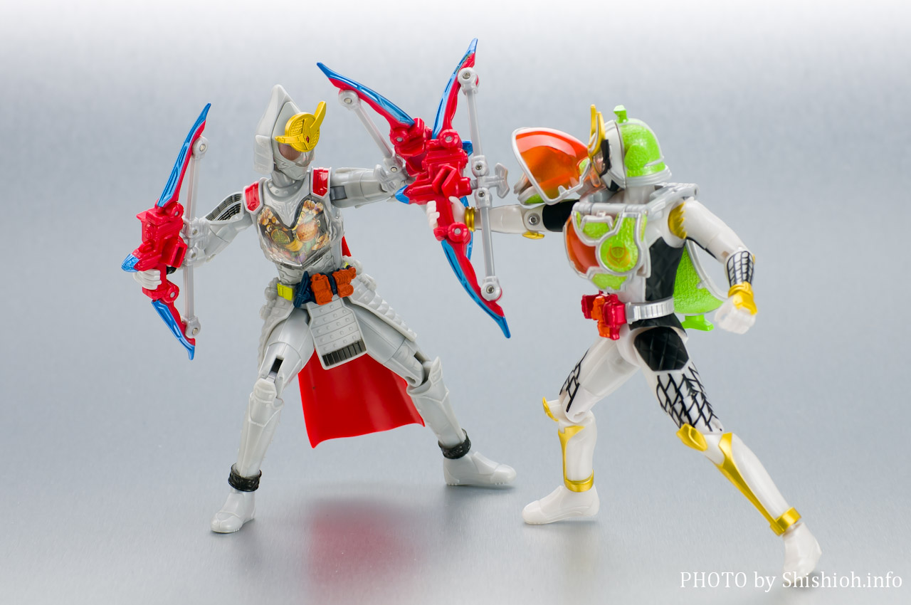 レビュー】 バンダイ アームズチェンジシリーズ 13 仮面ライダー鎧武