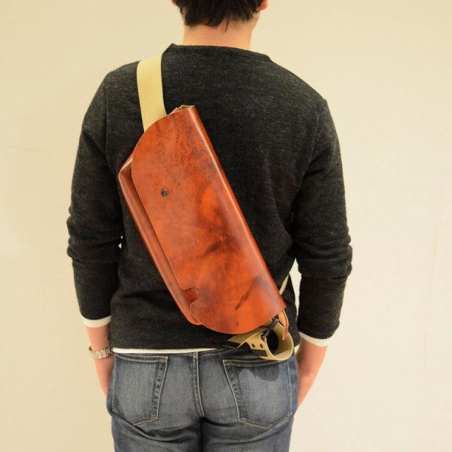 Uni&co. メッセンジャーバッグ S-FAS-WAX