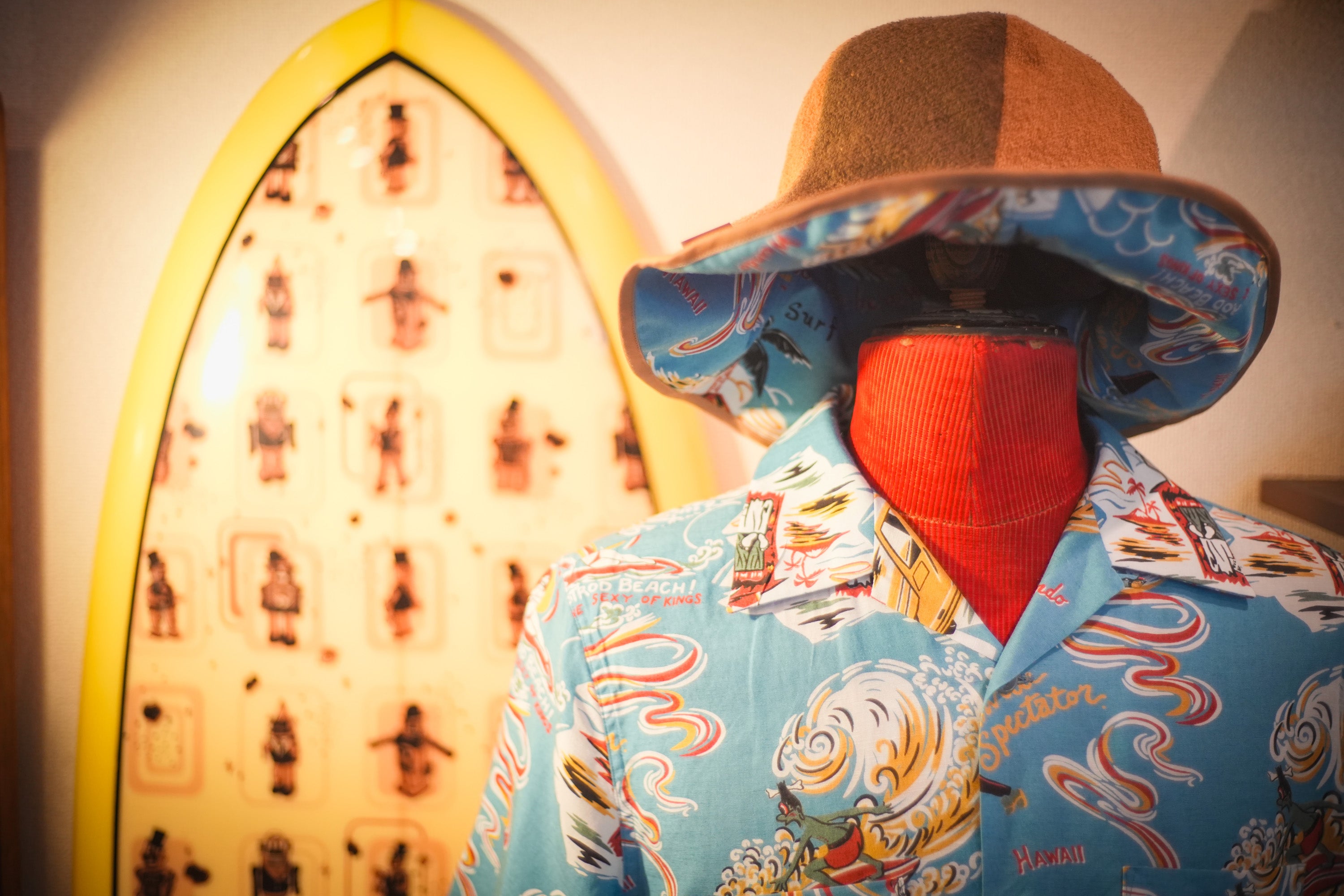 WEIRDO – GLADHAND & Co.