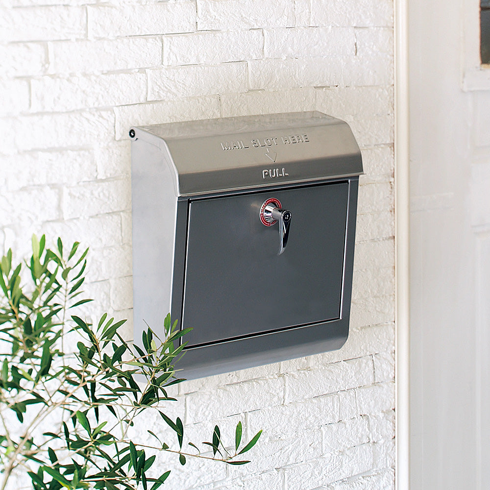 アメリカンなレトロデザインのポスト Mail box 1（メールボックス 1