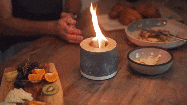 フリッカーファイヤー FLIKRFIRE 炎と暮らす 焚き火 キャンプ