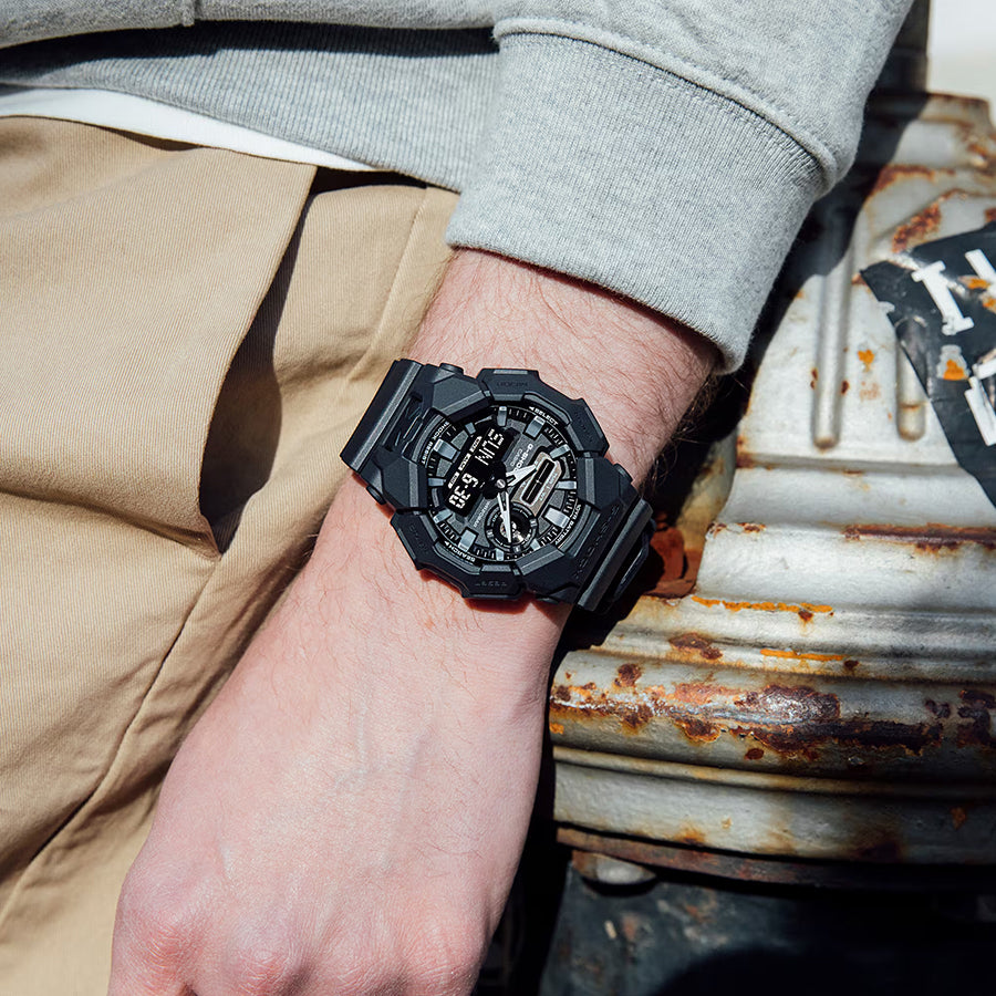 G-SHOCK 10年バッテリー ビッグケース オールブラック GA-010-1A1JF