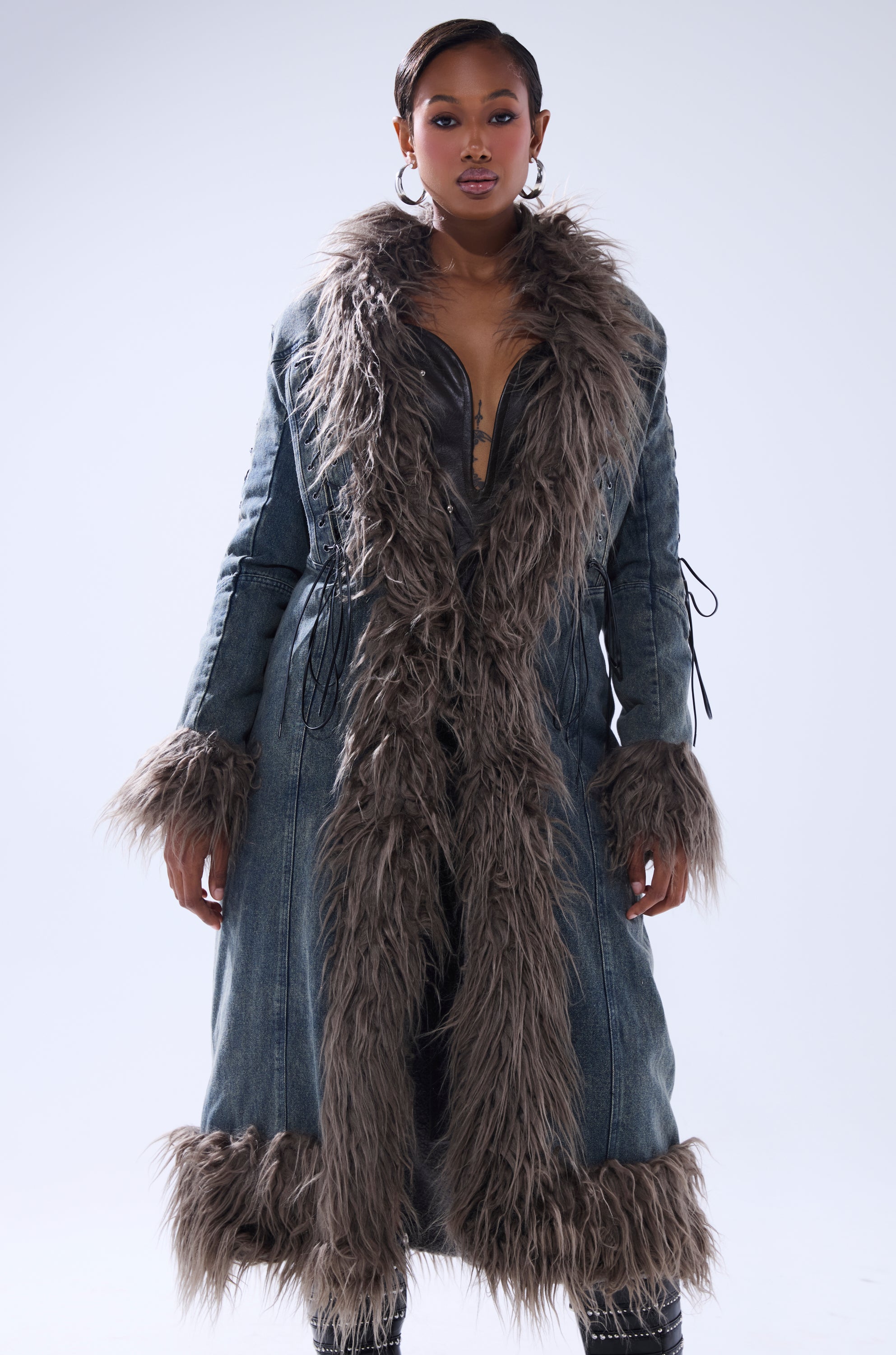 SADE FUR TRIM DENIM TRENCH – AKIRA
