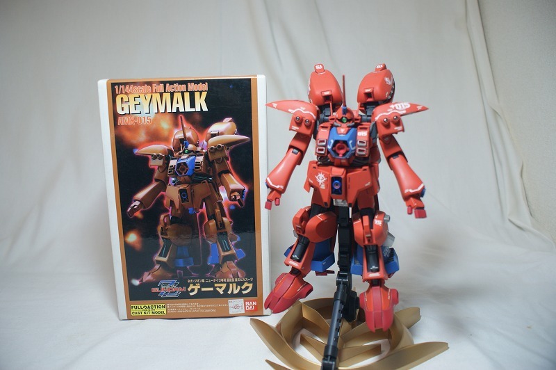 B-CLUB製 1/144 AMX－015 ゲーマルクの完成品