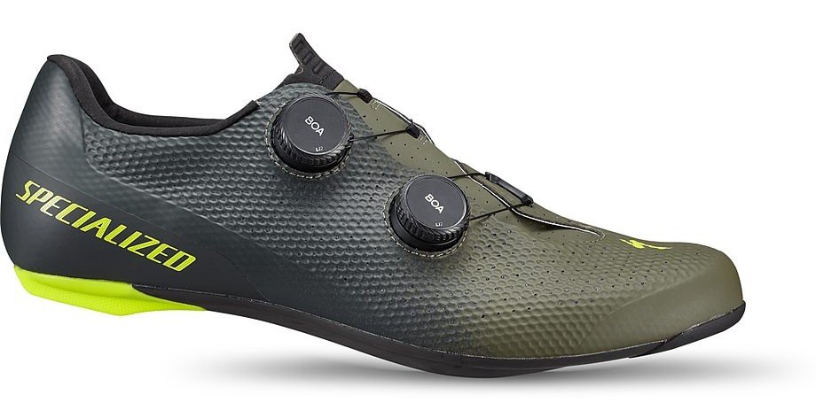 シューズ、ヘルメット、タイヤに新しいラインナップが登場