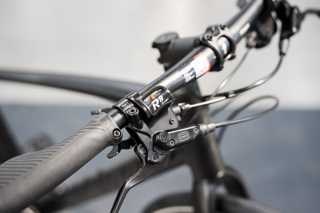 在庫限り！SIRRUS 2.0のご案内 - スペシャライズド 仙台泉