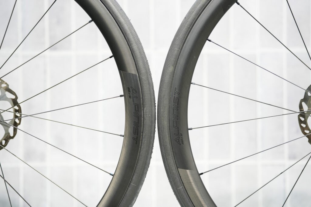 ROVAL ALPINIST CLⅡをチューブレス仕様でセットアップ