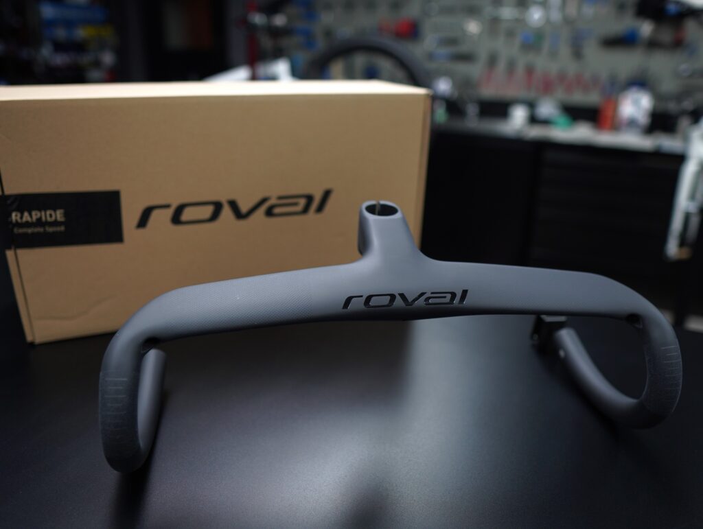 風を切り裂く勝利の形状”「ROVAL RAPIDE COCKPIT」が登場