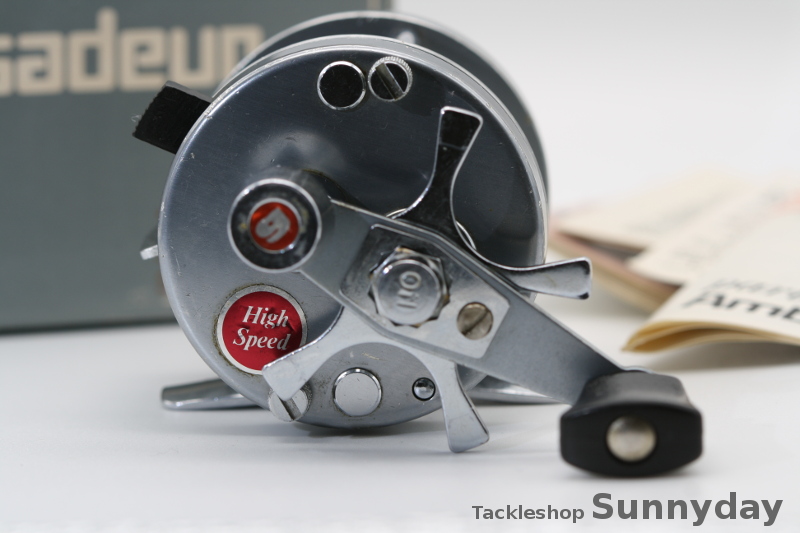 アブガルシア アンバサダー 2500C 761100 76年 – Tackle Shop Sunnyday