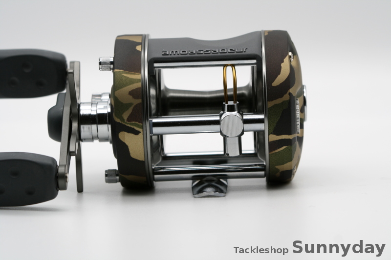 アブガルシア アンバサダー 6500 C3 右 カモ 04 – Tackle Shop Sunnyday