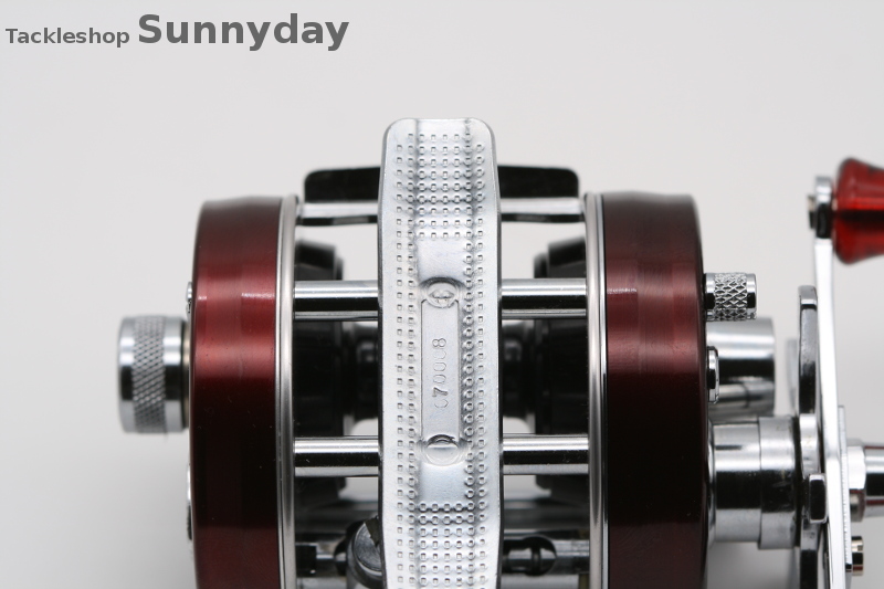 アブガルシア アンバサダー 2500C サイモンシモムラ バーガンディ