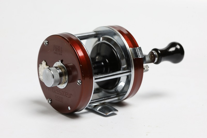 アブガルシア アンバサダー 5500 ブラウン 760601（02） – Tackle Shop