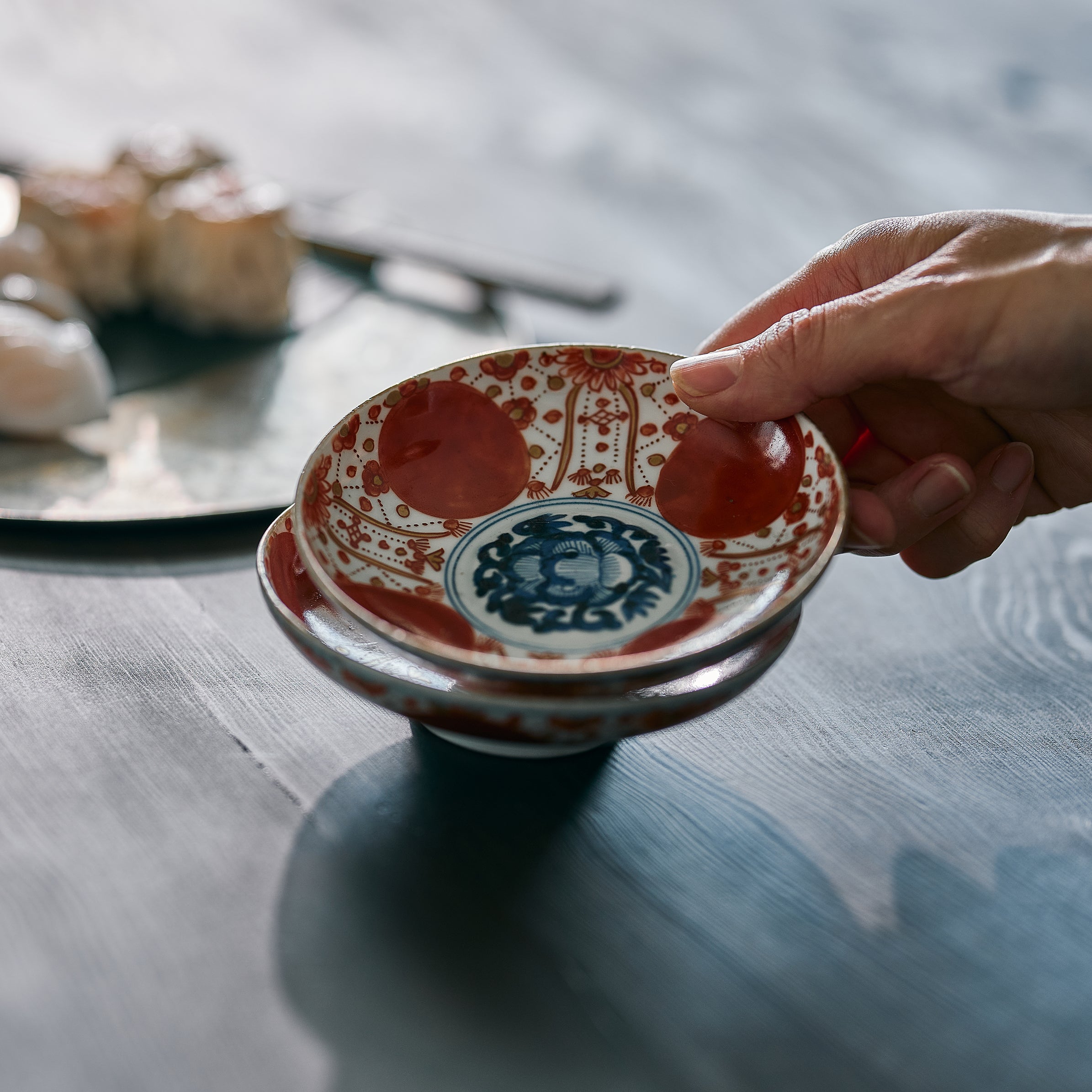 伊万里焼 赤玉瓔珞文様 小皿