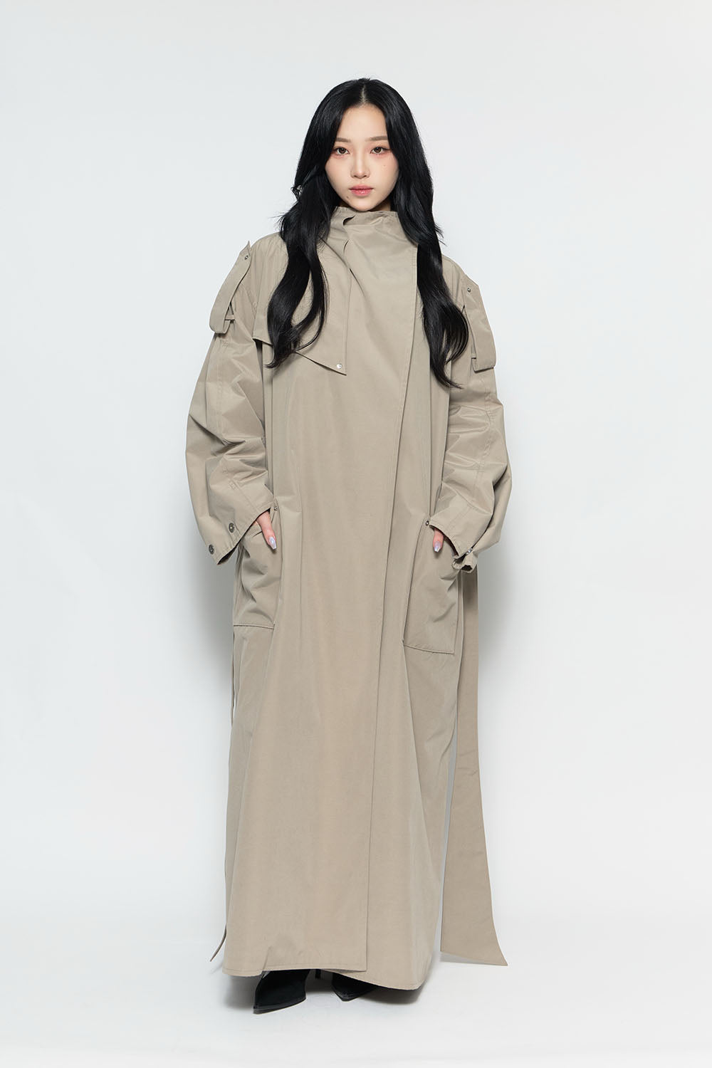 THEREDTHREAD / ザレッドスレッド】S stand embroidery trench