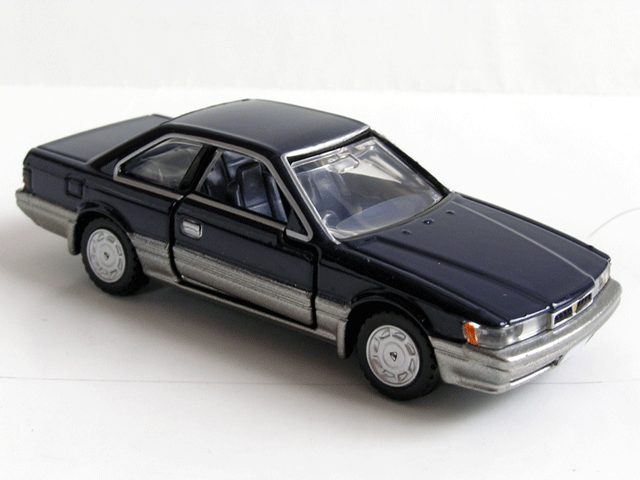 トミカプレミアム 日産レパード（タカラトミーモールオリジナル