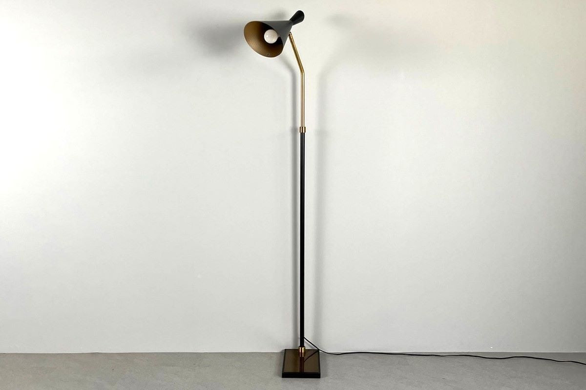 Genesis（ジェネシス）フロアランプ – 十二十家具