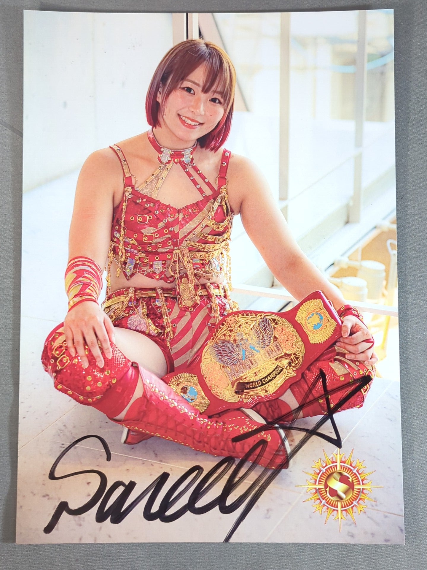 Sareee 直筆サイン入り ポートレート(F-6) – 闘道館