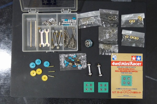約20年前のミニ四駆グレードアップパーツを発掘！恐るべし、マイ