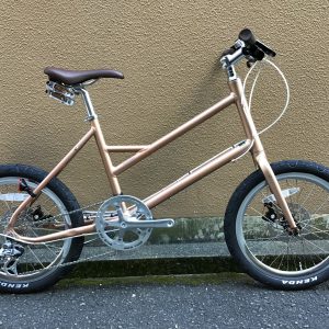 お買得 Bianchi ROMA 3 2×8 DISC 500mm ブルー | トモダサイクル 大阪