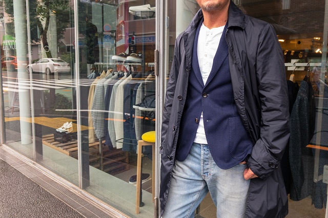 モアセールはASPESIのオールシーズン使えるナイロンコートがお買い得