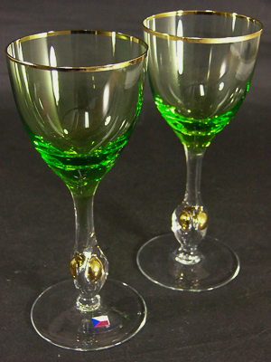 ボヘミアグラス グリーンワイングラスペア 【器道楽】