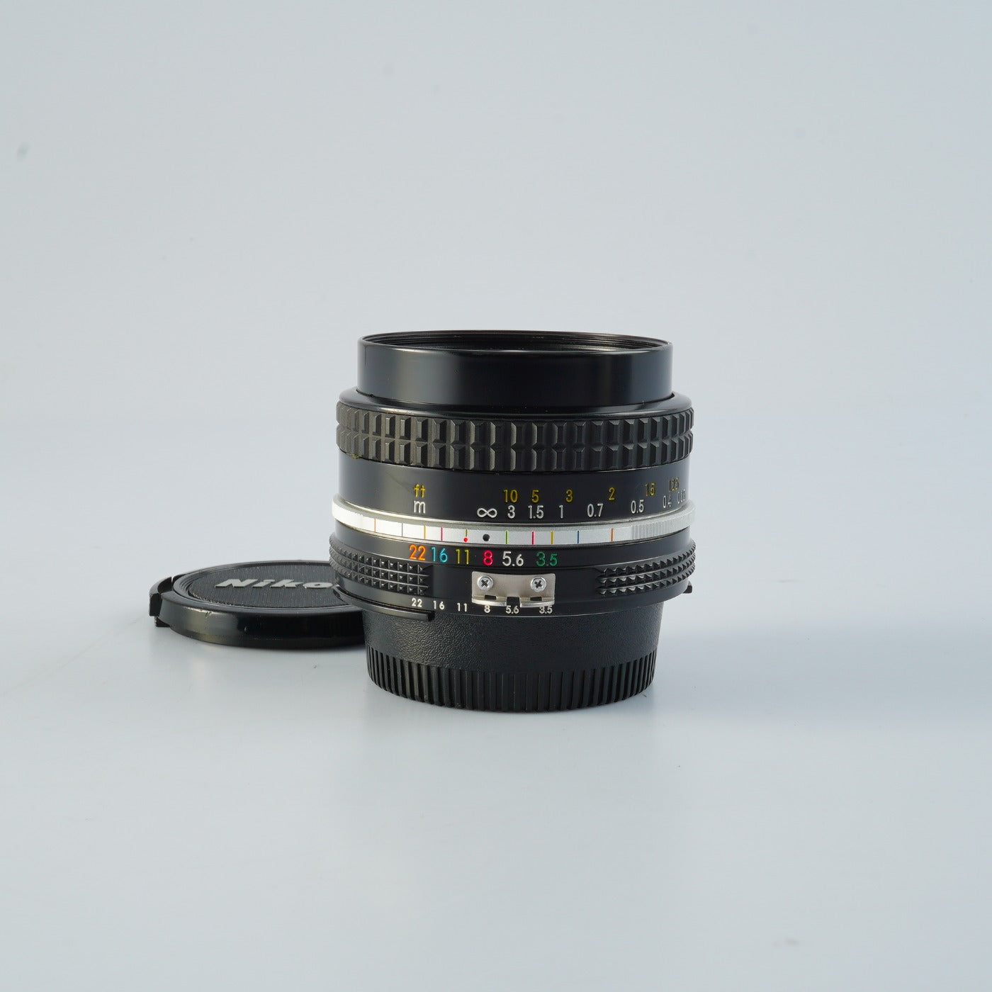 Nikon Ai Nikkor 20mm F/3.5 単焦点レンズ – 山田写真機店