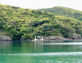 赤島（対馬）・写真満載九州観光