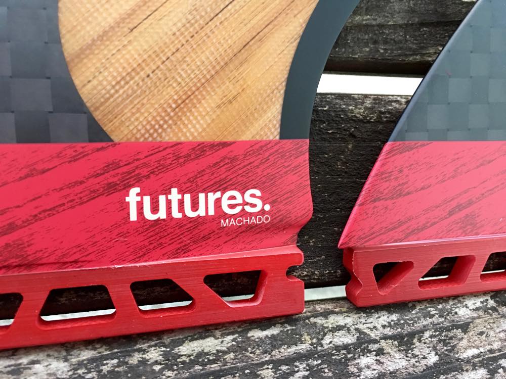 FUTURE FIN ROB MACHADO 2+1|沖縄サーフィンショップ「YES SURF」