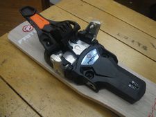 山スキービンディング-登山用品と山スキーのヨシミスポーツ