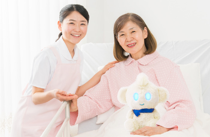 自立支援ロボChapit＿株式会社青い鳥_介護用品レンタル・販売