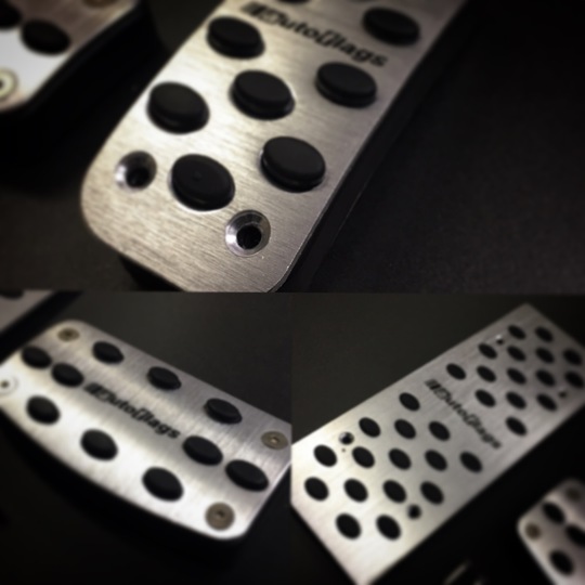 デリカD5専用】イージーインストペダル GRIPS 商品詳細【オート