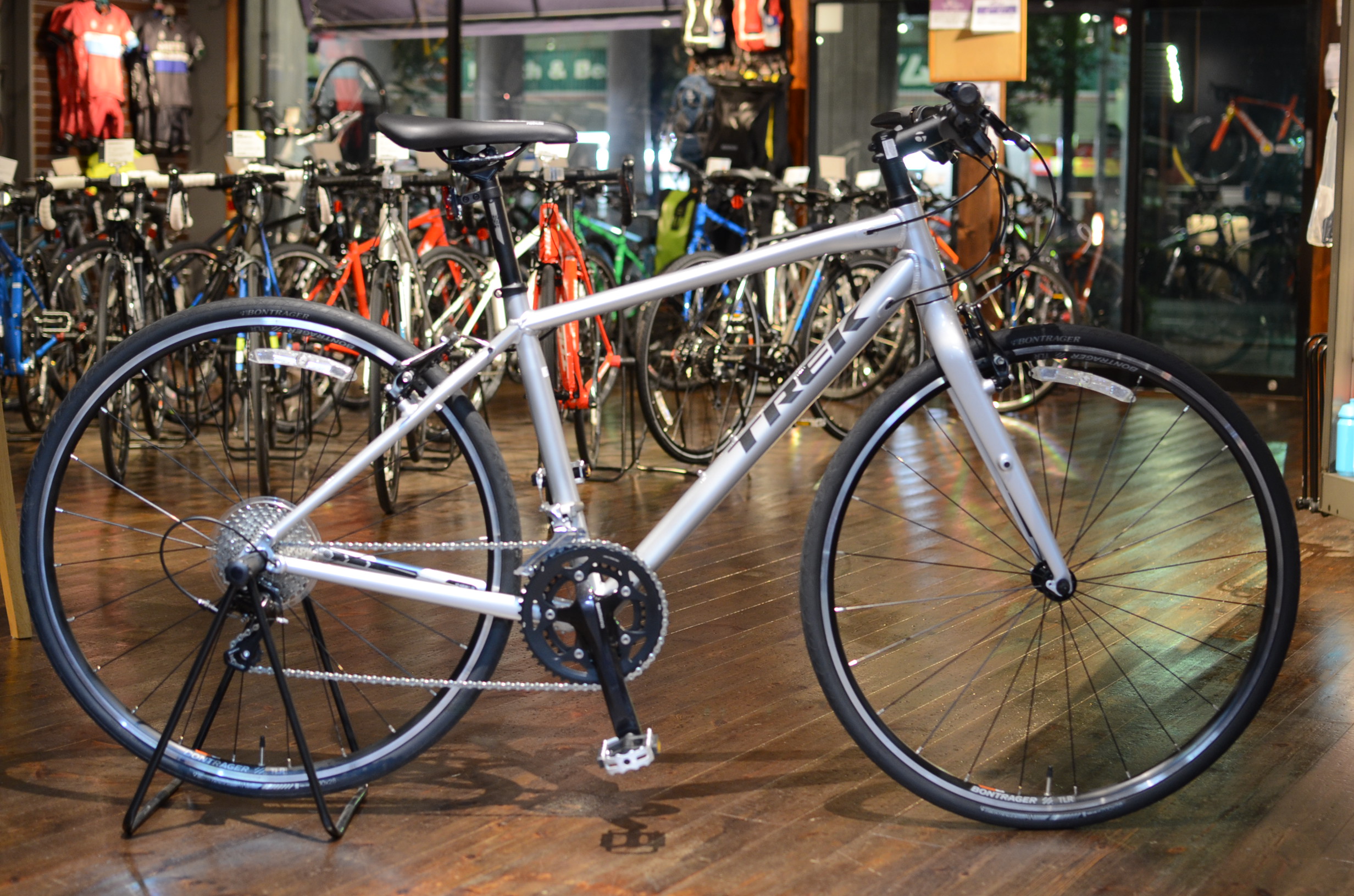 トレック FX S4 2017年モデル スポーティーなクロスバイク！ | BRENDA