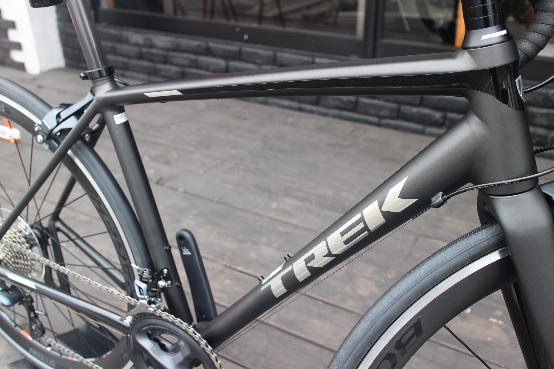 トレック 2018年 EMONDA ALR6(エモンダALR6) ハイスペックな軽量アルミ