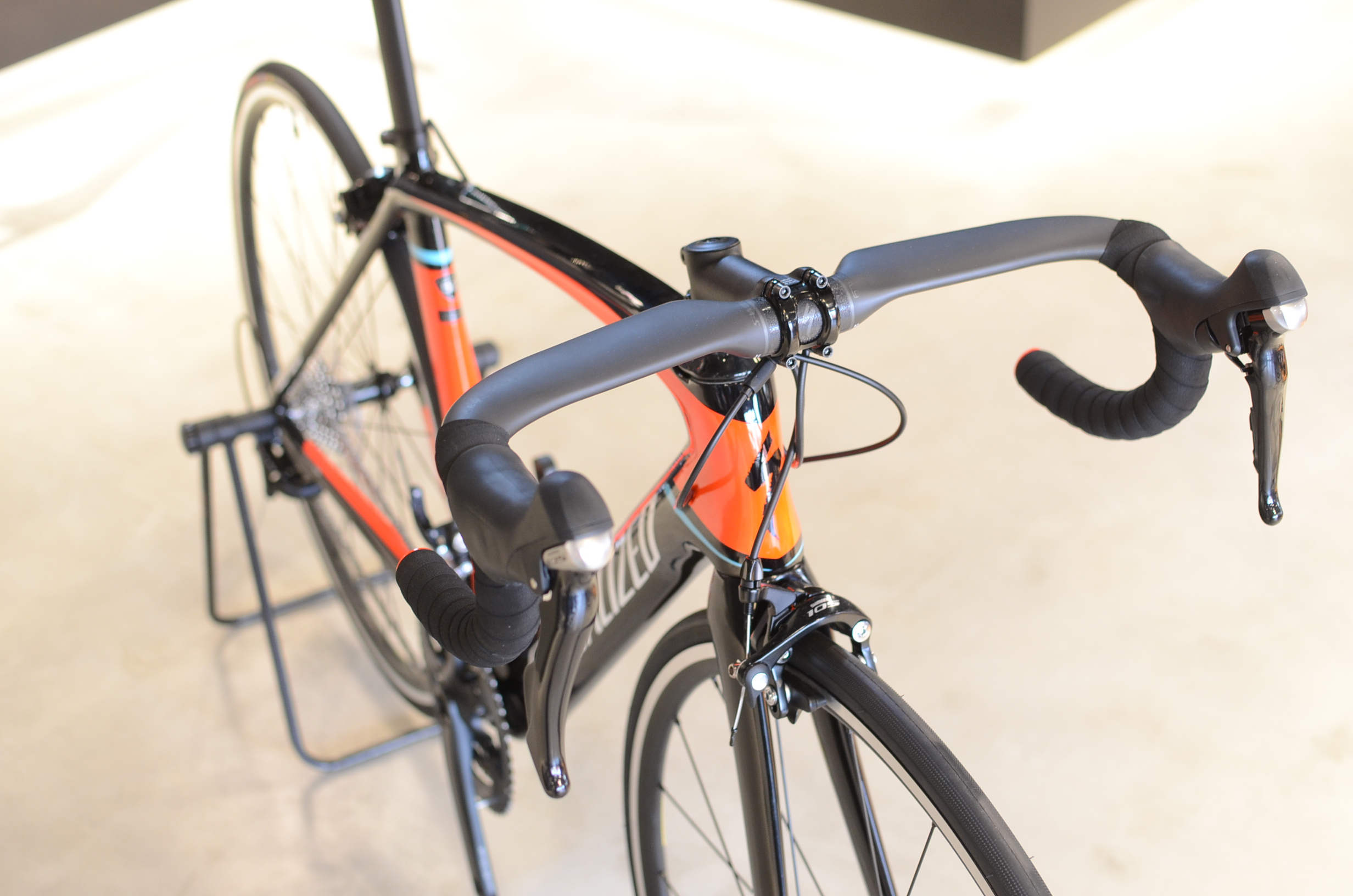 40kmで17秒のタイム削減!S-Works Aerofly Carbon Handle(エアロフライ