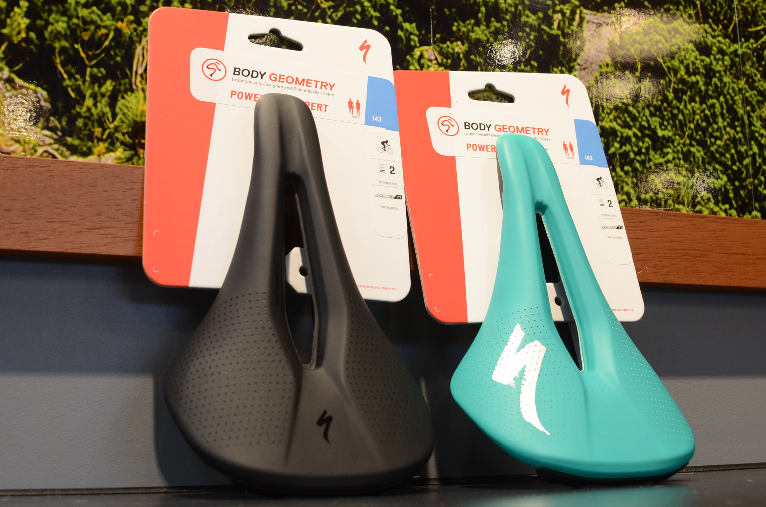 NEWサドル!!POWER ARC EXPERT(パワー アーク エキスパート) | BRENDA