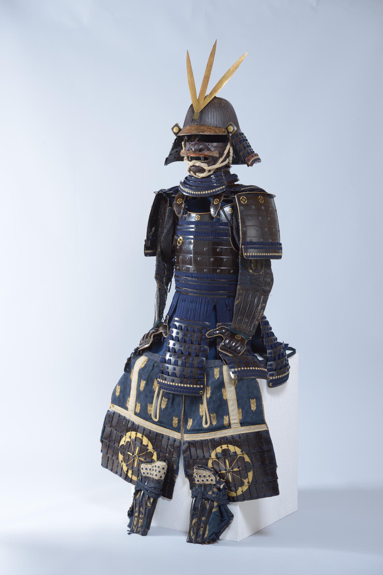 紺糸威桶側胴具足 附具足櫃・目録】【麻賀多神社佐治家奉納武具類