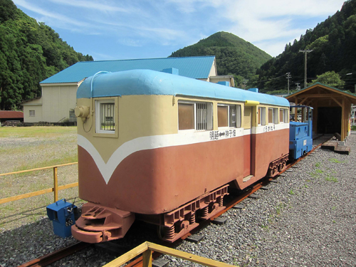 明延鉱山の一円電車（県指定・歴史資料）／養父市